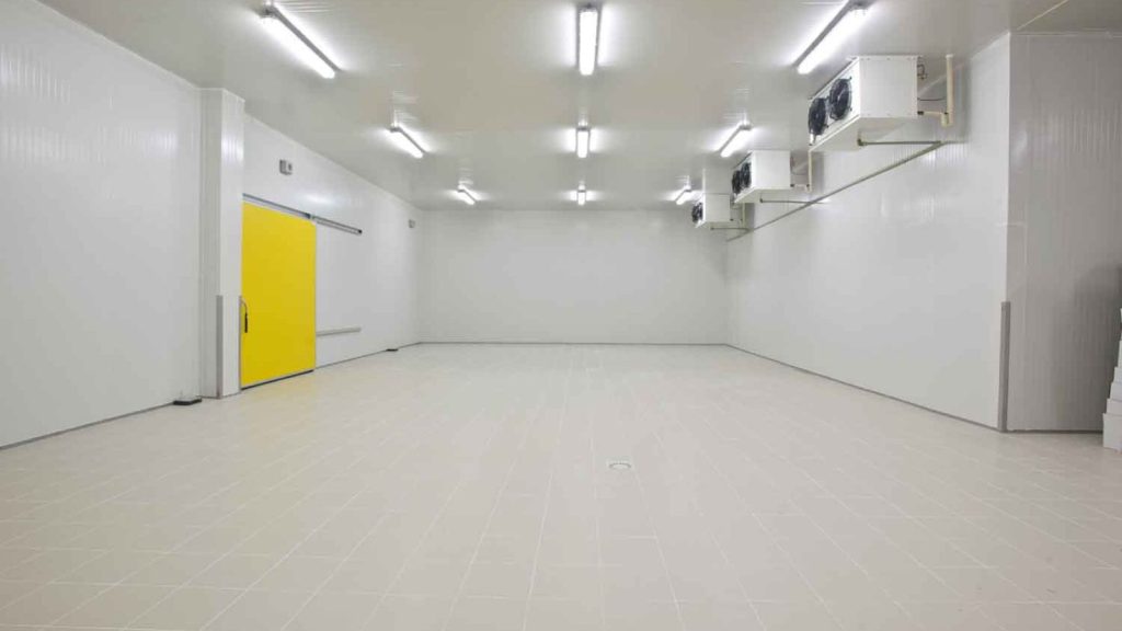 Como funciona uma câmara fria?